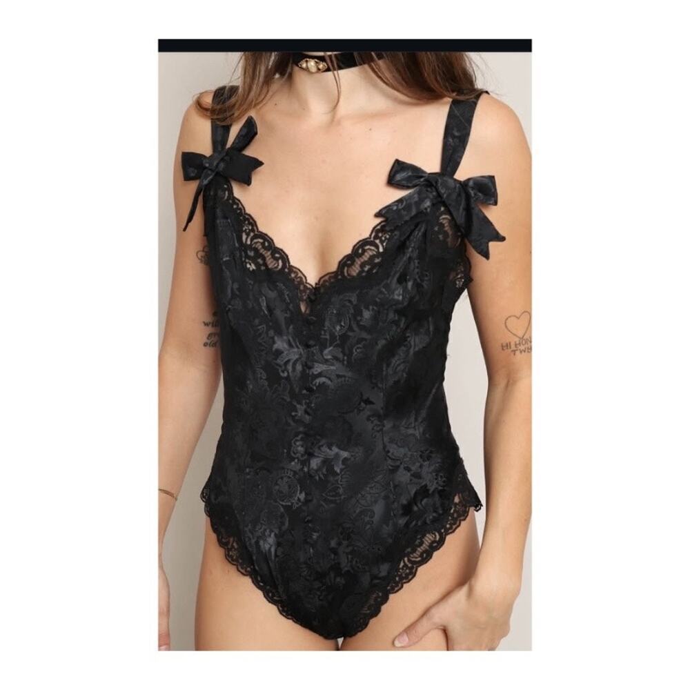 Victoria's Secret Vintage Gold Label Lingerie Lace Teddy Onesie Black Medium